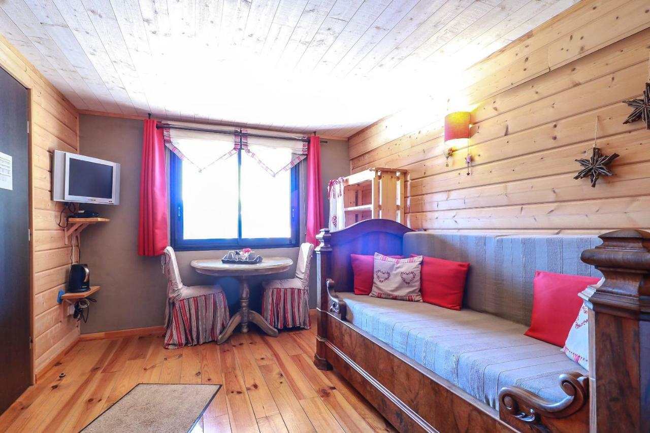 Binos Chalet De Barraou Bed & Breakfast エクステリア 写真